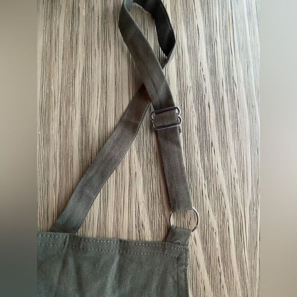 Torrid Green Linen Blend Short-all Romper Size 4 Sleeveles Pockets - Picture 8 of 15